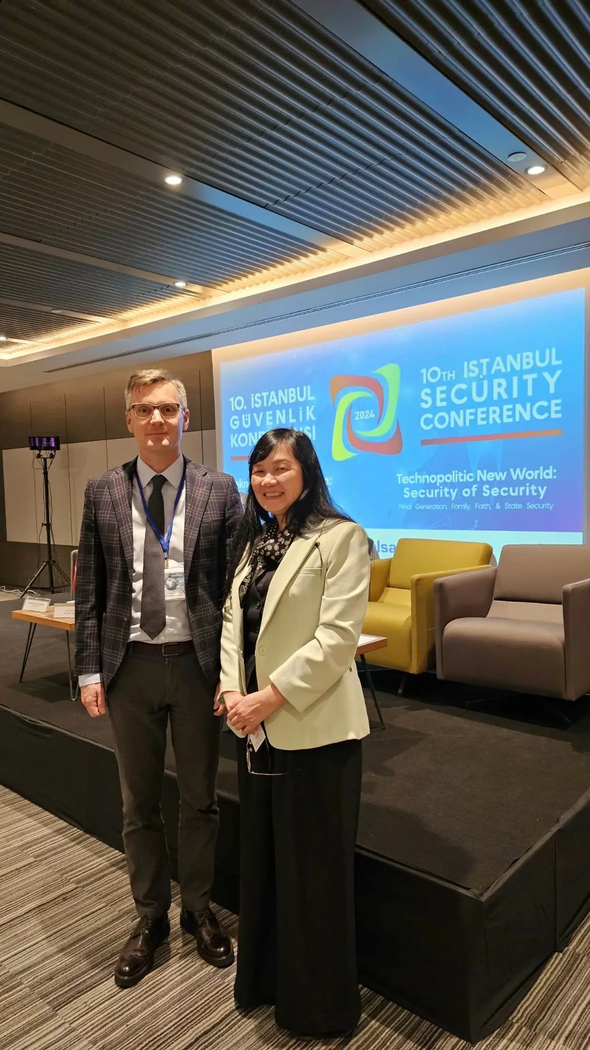 Quyền Giám đốc Học viện Ngoại giao, Tiến sĩ Phạm Lan Dung đã tham dự Hội nghị An ninh Istanbul lần thứ 10 tại thành phố Istanbul, Thổ Nhĩ Kỳ, từ ngày 21-22/11. (Nguồn: Đại sứ quán Việt Nam tại Thổ Nhĩ Kỳ) Quyền Giám đốc Học viện Ngoại giao, Tiến sĩ Phạm Lan Dung đã tham dự Hội nghị An ninh Istanbul lần thứ 10 tại thành phố Istanbul, Thổ Nhĩ Kỳ, từ ngày 21-22/11. (Nguồn: Đại sứ quán Việt Nam tại Thổ Nhĩ Kỳ)