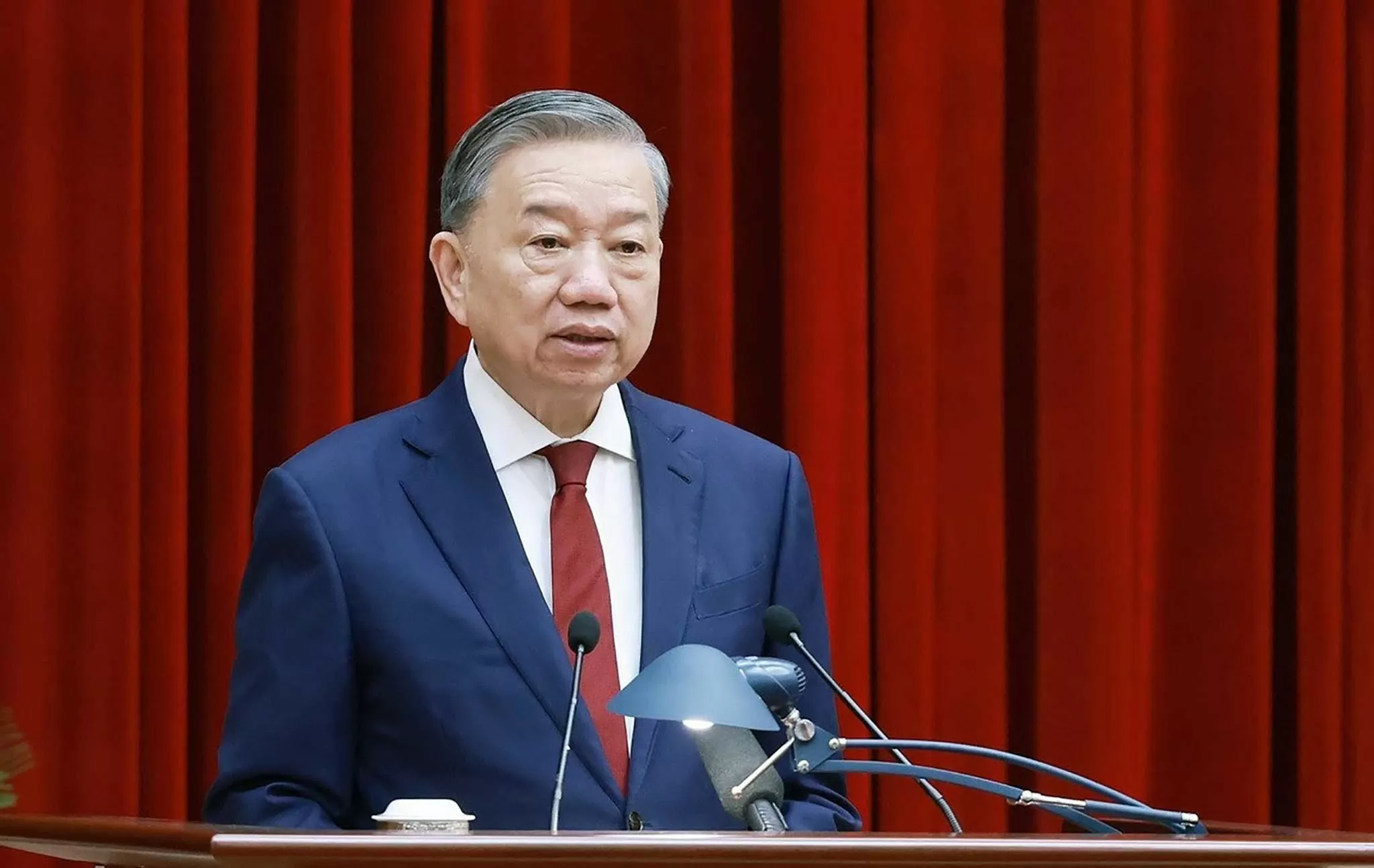 Khai mạc Hội nghị Ban Chấp hành Trung ương Đảng khoá XIII Khai mạc Hội nghị Ban Chấp hành Trung ương Đảng khoá XIII