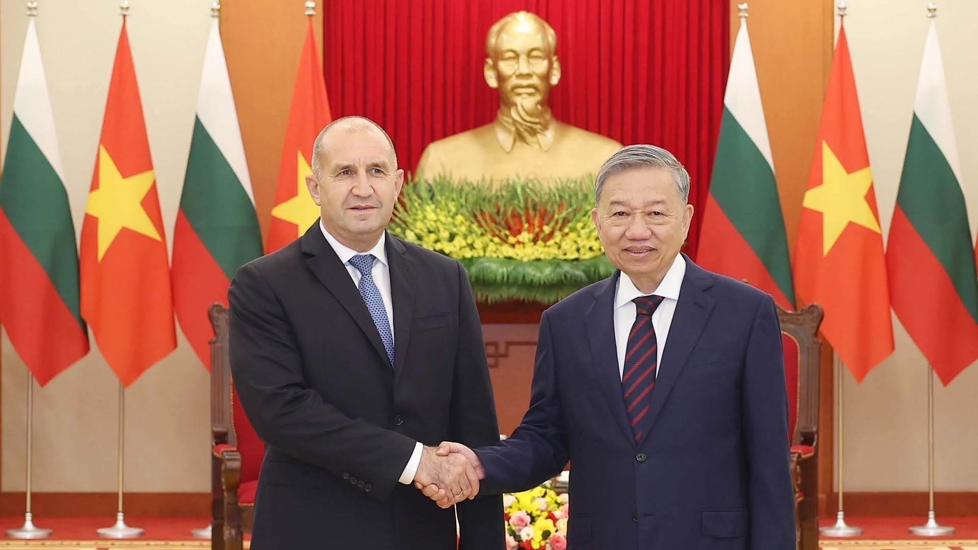 Tổng Bí thư Tô Lâm thăm Bulgaria: Ôn lịch sử bền chặt, nâng tầm cao hợp tác
