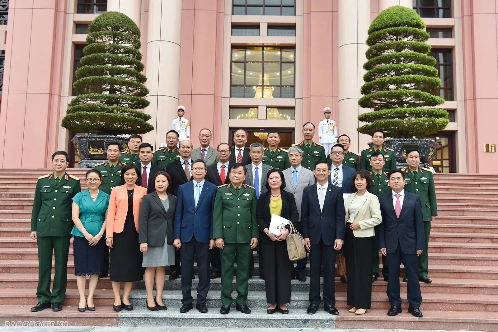 Đoàn Trưởng cơ quan đại diện Việt Nam ở nước ngoài được bổ nhiệm năm 2024 làm việc tại Bộ Quốc phòng Đoàn Trưởng cơ quan đại diện Việt Nam ở nước ngoài được bổ nhiệm năm 2024 làm việc tại Bộ Quốc phòng