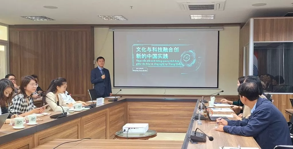 Chuyên gia Trung Quốc chia sẻ kinh nghiệm tích hợp giữa văn hóa và công nghệ Chuyên gia Trung Quốc chia sẻ kinh nghiệm tích hợp giữa văn hóa và công nghệ