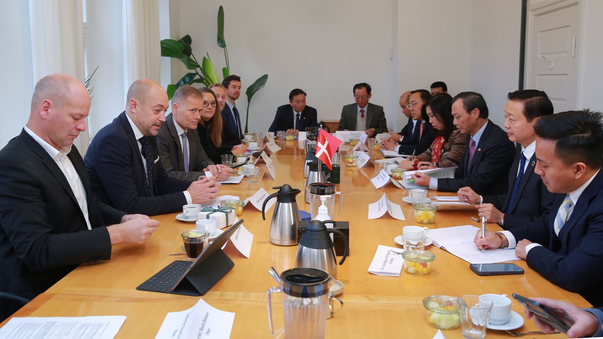 viet nam dan mach tang cuong hop tac trong quan ly tai nguyen bao ve moi truong