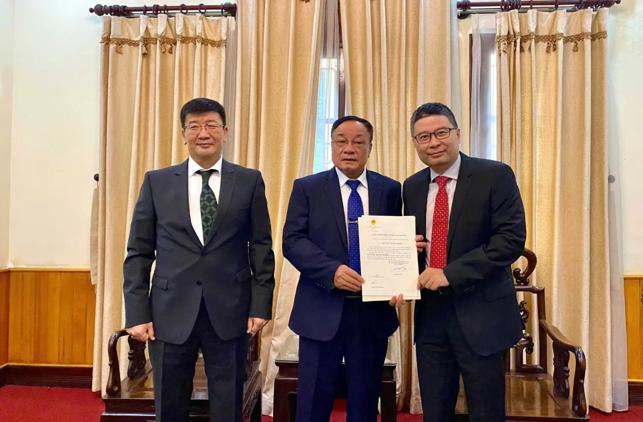 Bộ Ngoại giao trao Giấy Chấp nhận lãnh sự cho Lãnh sự danh dự Mông Cổ tại Thành phố Hồ Chí Minh Bộ Ngoại giao trao Giấy Chấp nhận lãnh sự cho Lãnh sự danh dự Mông Cổ tại Thành phố Hồ Chí Minh