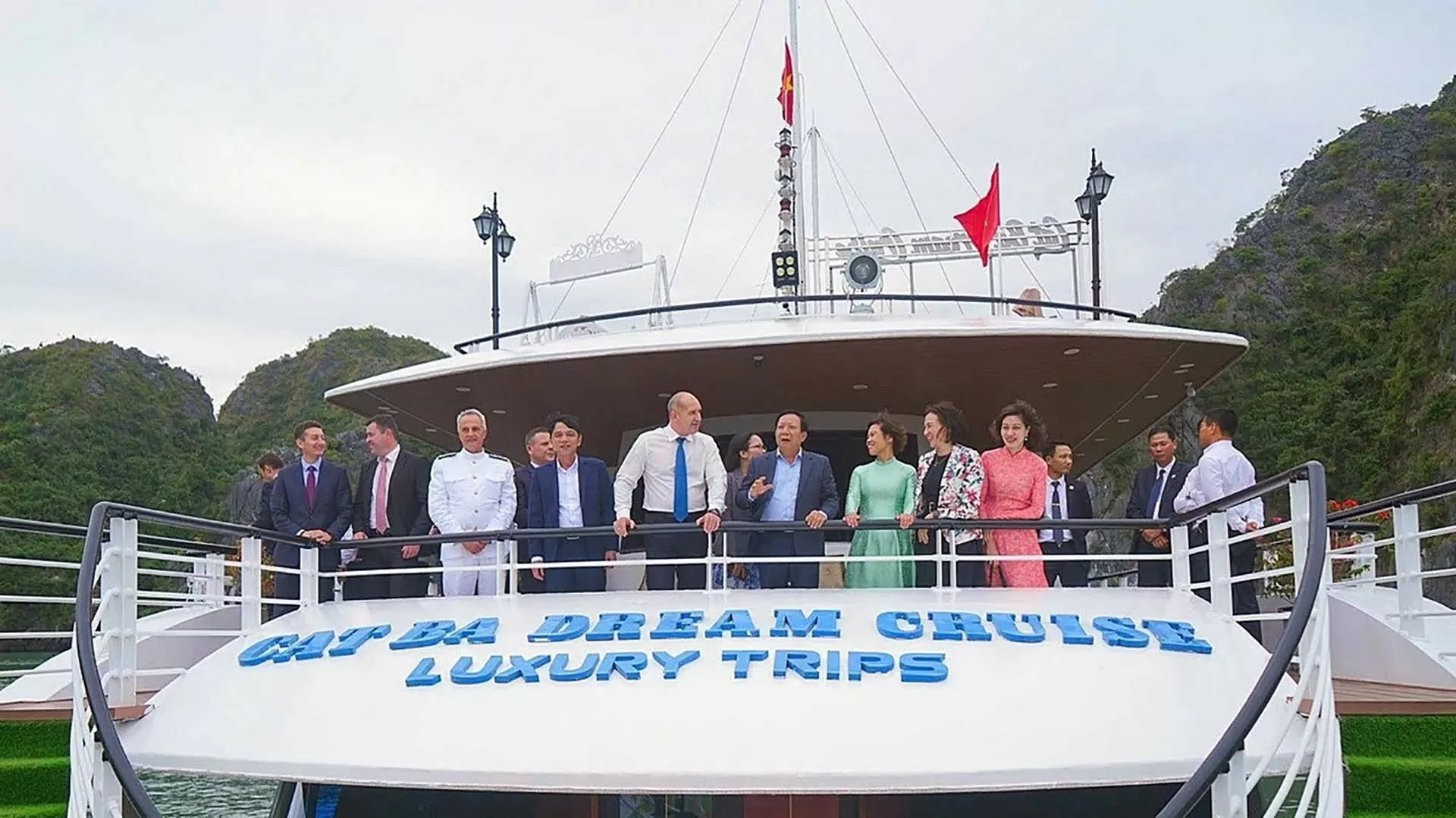 Tổng thống Bulgaria Rumen Radev thăm, làm việc với lãnh đạo thành phố Hải Phòng Tổng thống Bulgaria Rumen Radev thăm, làm việc với lãnh đạo thành phố Hải Phòng