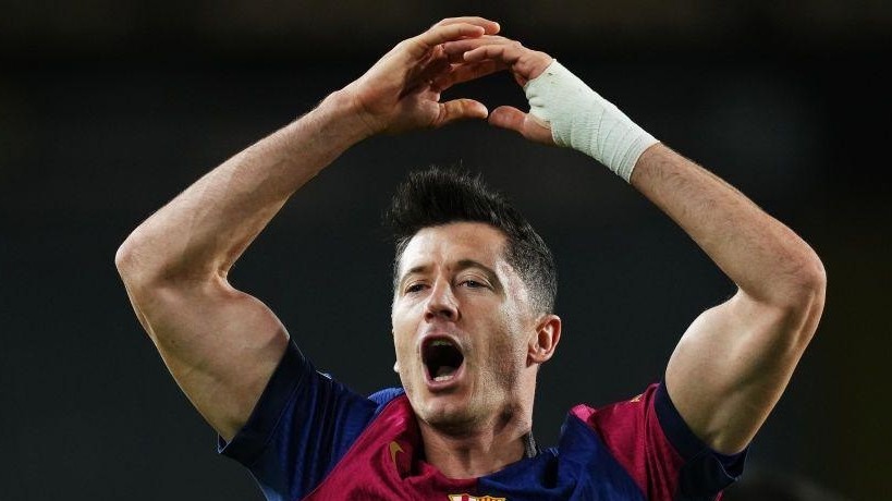 Robert Lewandowski trở thành cầu thủ thứ ba vượt mốc 100 bàn thắng tại UEFA Champions League
