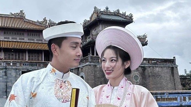 ho tuan tai va ban gai xinh dep chup anh cuoi tai hoang thanh hue