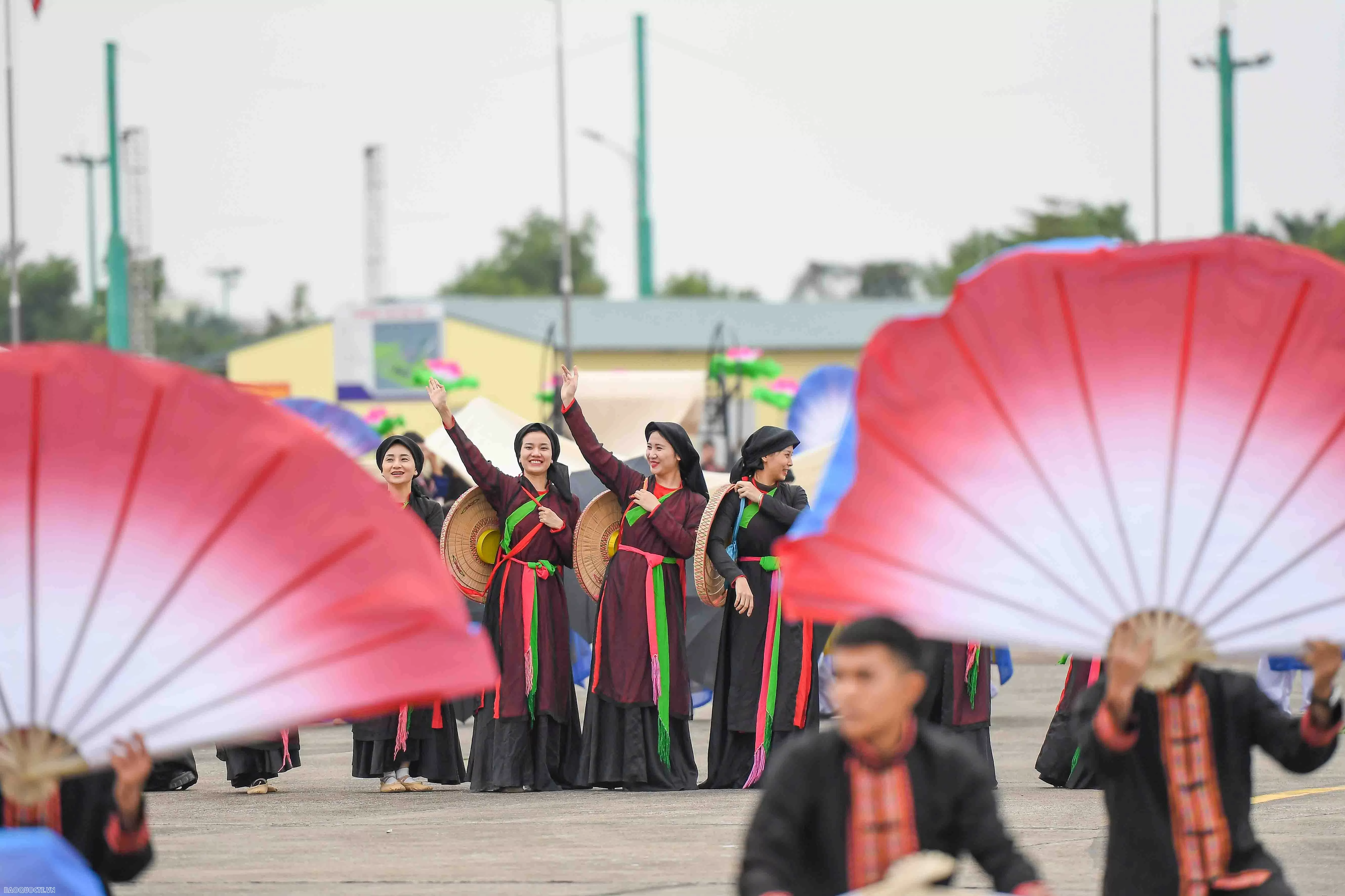 Triển lãm Quốc phòng quốc tế Việt Nam 2024: Tăng số lượng máy bay trình diễn Triển lãm Quốc phòng quốc tế Việt Nam 2024: Tăng số lượng máy bay trình diễn