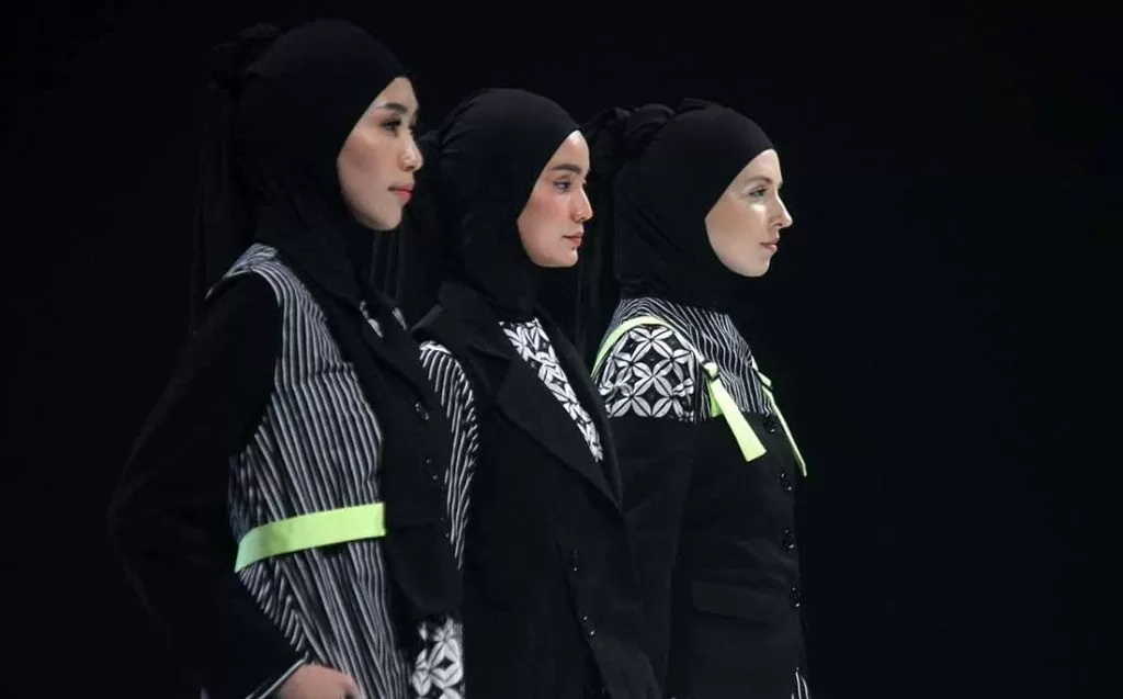 Thời trang Halal: 'Nét gạch nối' giữa văn hóa và dòng chảy toàn cầu Thời trang Halal: 'Nét gạch nối' giữa văn hóa và dòng chảy toàn cầu