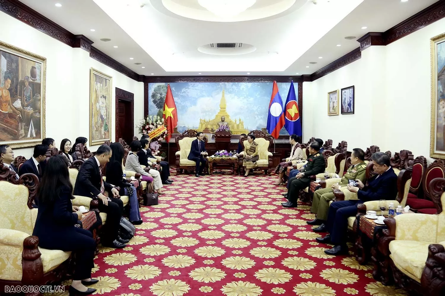 Việt Nam – Lào: Mối quan hệ song phương bền chặt Thứ trưởng Đỗ Hùng Việt chúc mừng Đại sứ quán Lào tại Việt Nam nhân dịp Quốc khánh