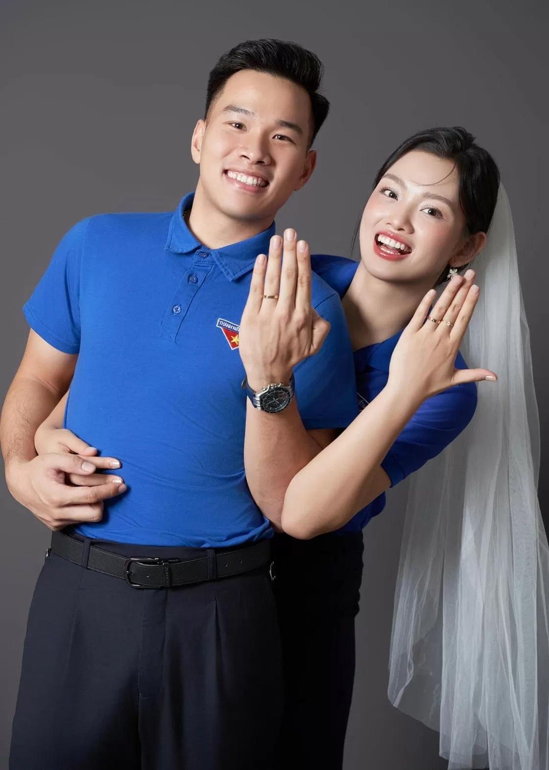 Trước ngày tổ chức lễ cưới với bạn trai Thái Bảo Anh, Hoa khôi bóng chuyền Nguyễn Thu Hoài tung bộ ảnh cưới khiến nhiều người bất ngờ. Trước ngày tổ chức lễ cưới với bạn trai Thái Bảo Anh, Hoa khôi bóng chuyền Nguyễn Thu Hoài tung bộ ảnh cưới khiến nhiều người bất ngờ.