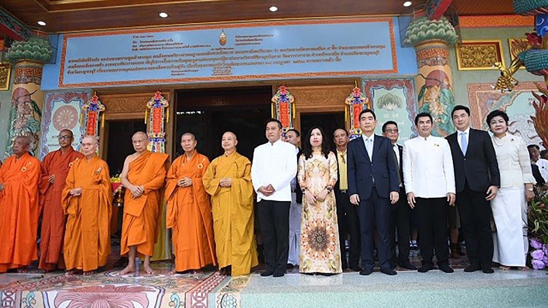 Phật tử kiều bào đồng hành cùng đất nước (Kỳ I): Chuông chùa vọng hồn Việt