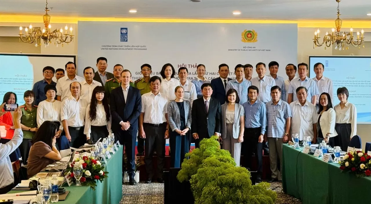 Làm rõ hơn các vấn đề liên quan và thực tiễn thực thi Công ước chống tra tấn Làm rõ hơn các vấn đề liên quan và thực tiễn thực thi Công ước chống tra tấn