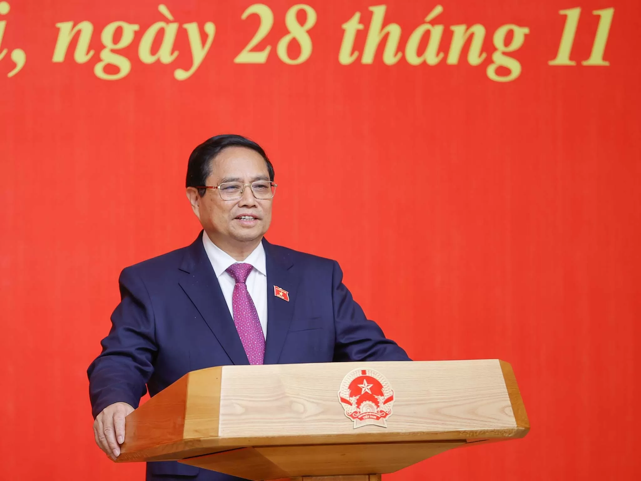 Thủ tướng Phạm Minh Chính trao quyết định bổ nhiệm và giao nhiệm vụ cho 2 tân Bộ trưởng Thủ tướng Phạm Minh Chính trao quyết định bổ nhiệm và giao nhiệm vụ cho 2 tân Bộ trưởng