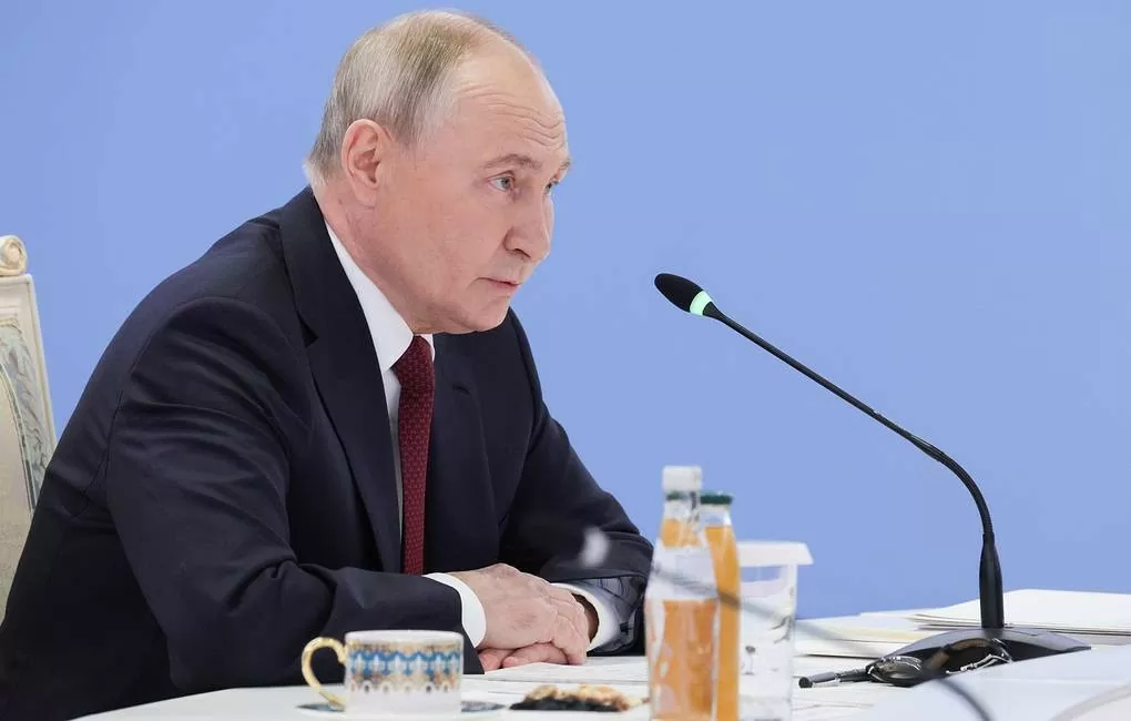 Tổng thống Nga tiết lộ sức mạnh vô song của tên lửa mới tấn công Ukraine, Kiev chuẩn bị hứng chịu sự nổi giận từ Moscow Tổng thống Nga tiết lộ sức mạnh vô song của tên lửa mới tấn công Ukraine, Kiev chuẩn bị hứng chịu sự nổi giận từ Moscow