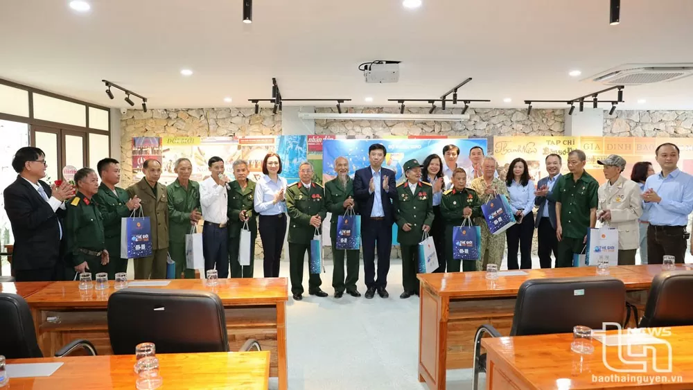 Báo Thế giới và Việt Nam ký thỏa thuận hợp tác với Báo Thái Nguyên Báo Thế giới và Việt Nam ký thỏa thuận hợp tác với Báo Thái Nguyên