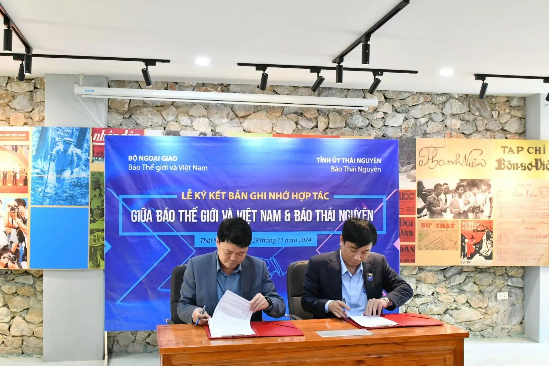 Báo Thế giới và Việt Nam ký thỏa thuận hợp tác với Báo Thái Nguyên Báo Thế giới và Việt Nam ký thỏa thuận hợp tác với Báo Thái Nguyên