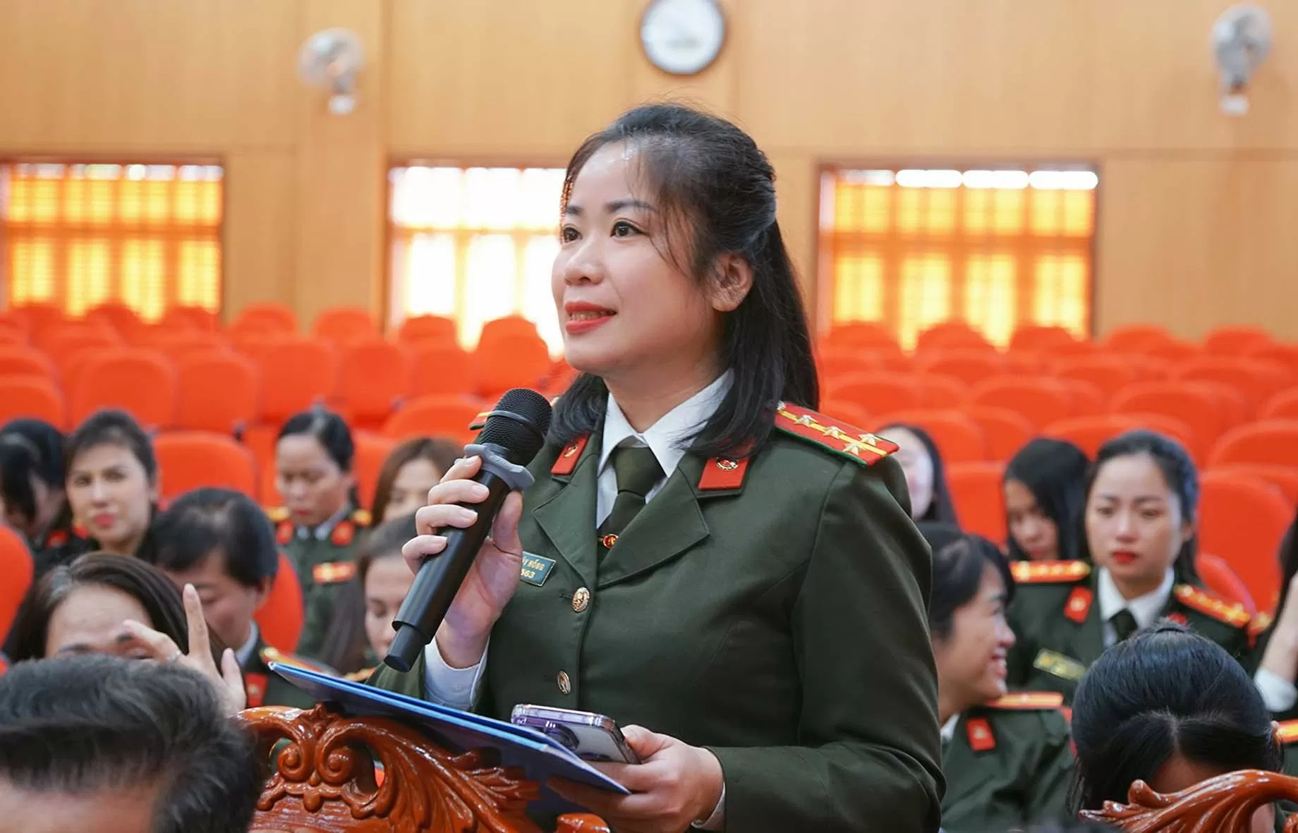 Tọa đàm xây dựng chiến lược bình đẳng giới và nâng cao quyền năng cho phụ nữ Tọa đàm xây dựng chiến lược bình đẳng giới và nâng cao quyền năng cho phụ nữ