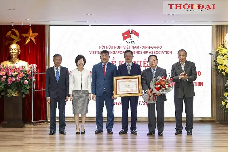 Hành trình 10 năm xây nhịp cầu hữu nghị Việt Nam-Singapore Hành trình 10 năm xây nhịp cầu hữu nghị Việt Nam-Singapore