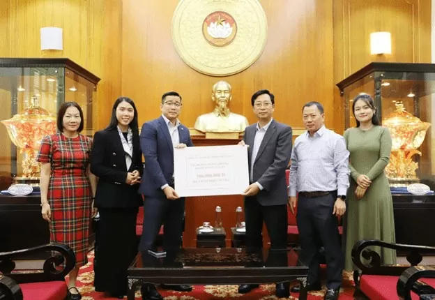 Doanh nhân Phạm Đình Thương và những bước chân không nghỉ hướng về quê hương Việt Nam Doanh nhân Phạm Đình Thương và những bước chân không nghỉ hướng về quê hương Việt Nam