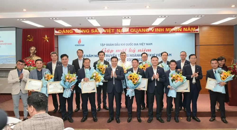 Chủ tịch HĐTV PetroVietnam: Văn hóa doanh nghiệp đã góp phần biến áp lực thành động lực Chủ tịch HĐTV PetroVietnam: Văn hóa doanh nghiệp đã góp phần biến áp lực thành động lực