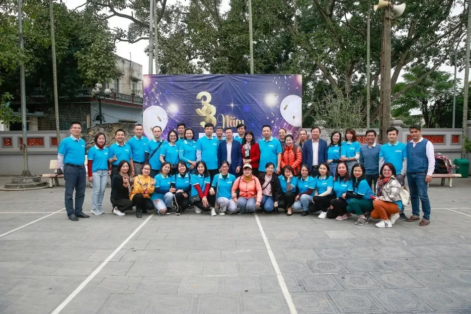 Tập thể Báo Thế giới và Việt Nam cùng Sở Ngoại vụ Phú Thọ giao lưu trong hoạt động về nguồn nhân kỷ niệm 33 năm Ngày ra số báo đầu tiên. (Ảnh: Anh Tuấn) Tập thể Báo Thế giới và Việt Nam cùng Sở Ngoại vụ Phú Thọ giao lưu trong hoạt động về nguồn nhân kỷ niệm 33 năm Ngày ra số báo đầu tiên. (Ảnh: Anh Tuấn)