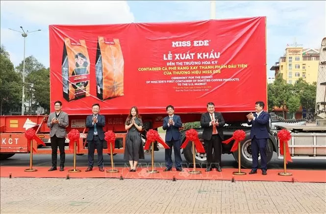 Cà phê rang xay Đắk Lắk lên đường sang Hoa Kỳ Cà phê rang xay Đắk Lắk lên đường sang Hoa Kỳ
