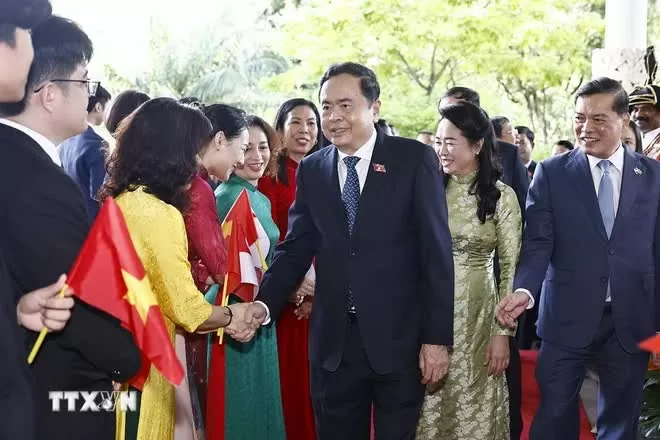 Singapore mong muốn Việt Nam thể hiện 'kỷ nguyên mới' bằng hành động, sẵn sàng chia sẻ bí kíp làm nên kỳ tích Singapore mong muốn Việt Nam thể hiện 'kỷ nguyên mới' bằng hành động, sẵn sàng chia sẻ bí kíp làm nên kỳ tích