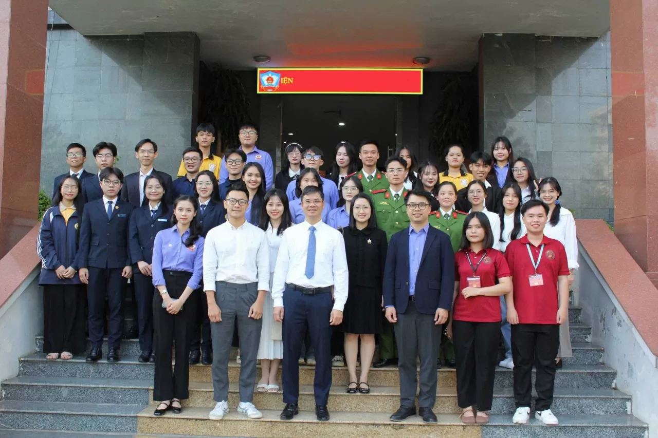 Trường Đại học Kiểm sát Hà Nội tổ chức Hội thảo khoa học sinh viên liên trường lần thứ IV năm 2024 Trường Đại học Kiểm sát Hà Nội tổ chức Hội thảo khoa học sinh viên liên trường lần thứ IV năm 2024