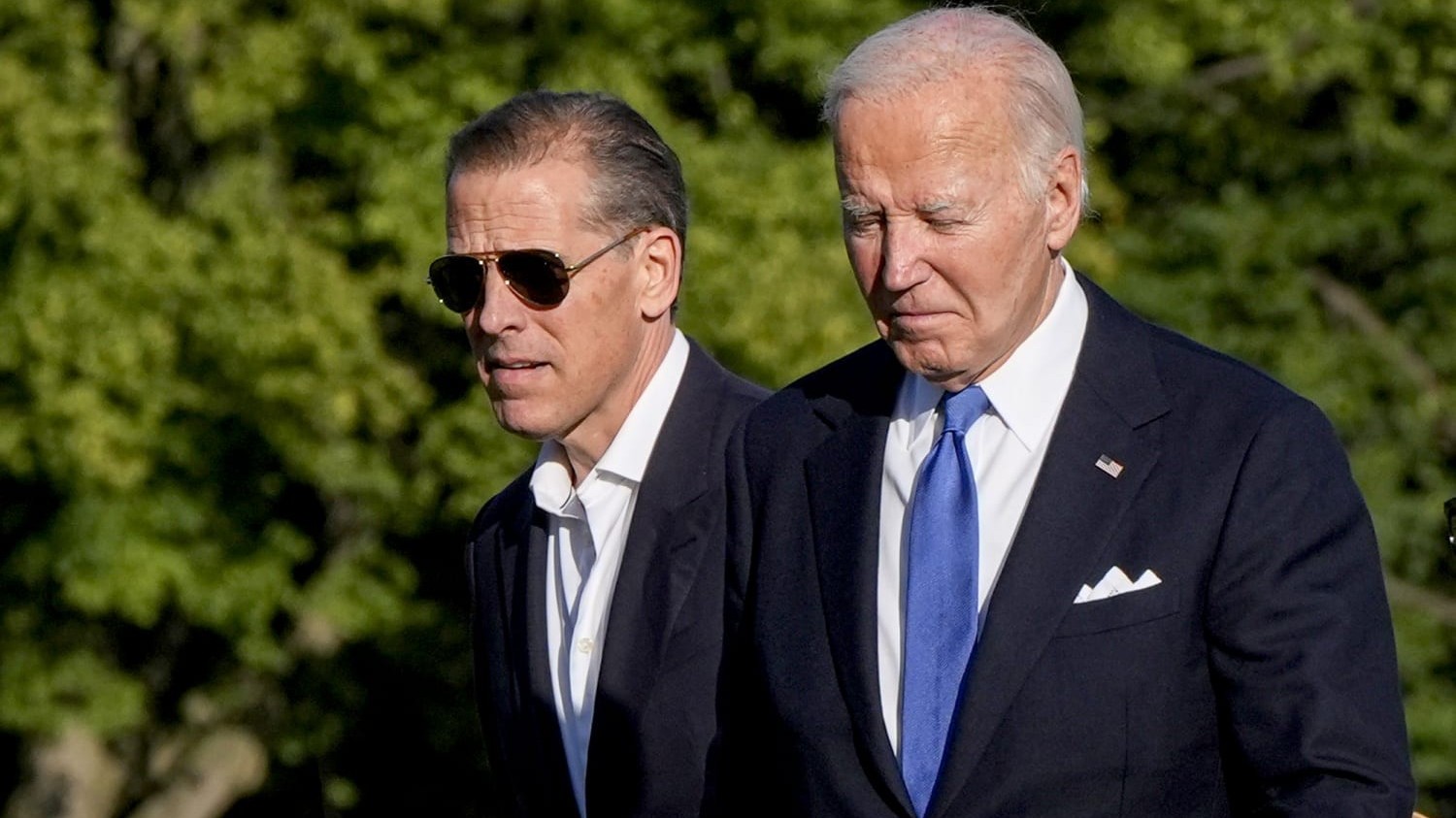 my tung tuyen bo se khong an xa cho con trai tong thong biden hanh dong trai nguoc khi sap roi nha trang ong trump phan doi