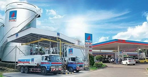PVOIL đạt mức doanh thu trên 100.000 nghìn tỷ đồng, đóng góp quan trọng vào kết quả chung của PetroVietnam. (Nguồn: pvu.edu.vn) PVOIL đạt mức doanh thu trên 100.000 nghìn tỷ đồng, đóng góp quan trọng vào kết quả chung của PetroVietnam. (Nguồn: pvu.edu.vn)