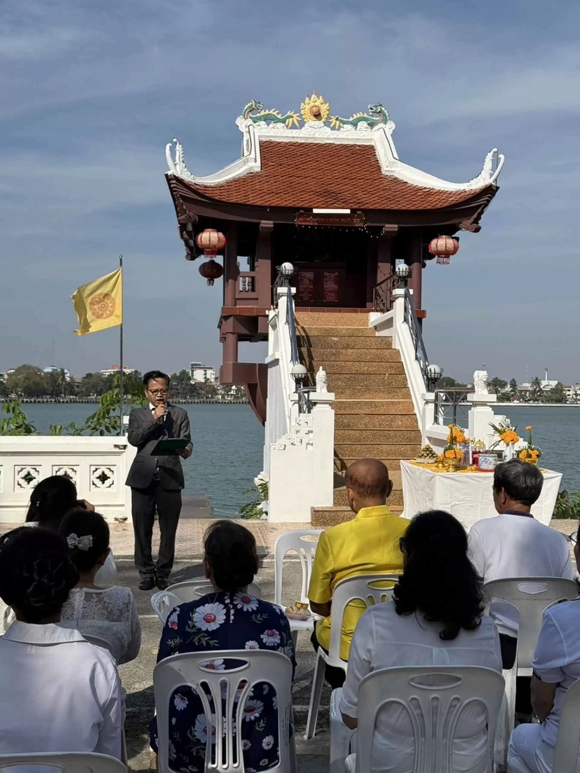 Chỉnh trang khuôn viên Chùa Một Cột tại Khon Kaen: Tôn vinh văn hóa Việt và thúc đẩy quan hệ hữu nghị Việt Nam-Thái Lan Chỉnh trang khuôn viên Chùa Một Cột tại Khon Kaen: Tôn vinh văn hóa Việt và thúc đẩy quan hệ hữu nghị Việt Nam-Thái Lan