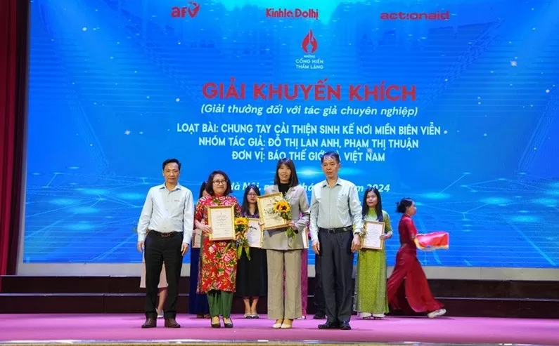Báo Thế giới và Việt Nam đoạt giải Khuyến khích Cuộc thi 'Những cống hiến thầm lặng' năm 2024 Báo Thế giới và Việt Nam đoạt giải Khuyến khích Cuộc thi 'Những cống hiến thầm lặng' năm 2024