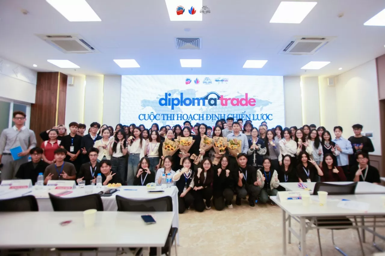 Ngày hội Bản sắc Ngoại giao, DAV's Leaders 2024: Nhân tài hội tụ, bản sắc rạng ngời Ngày hội Bản sắc Ngoại giao, DAV's Leaders 2024: Nhân tài hội tụ, bản sắc rạng ngời