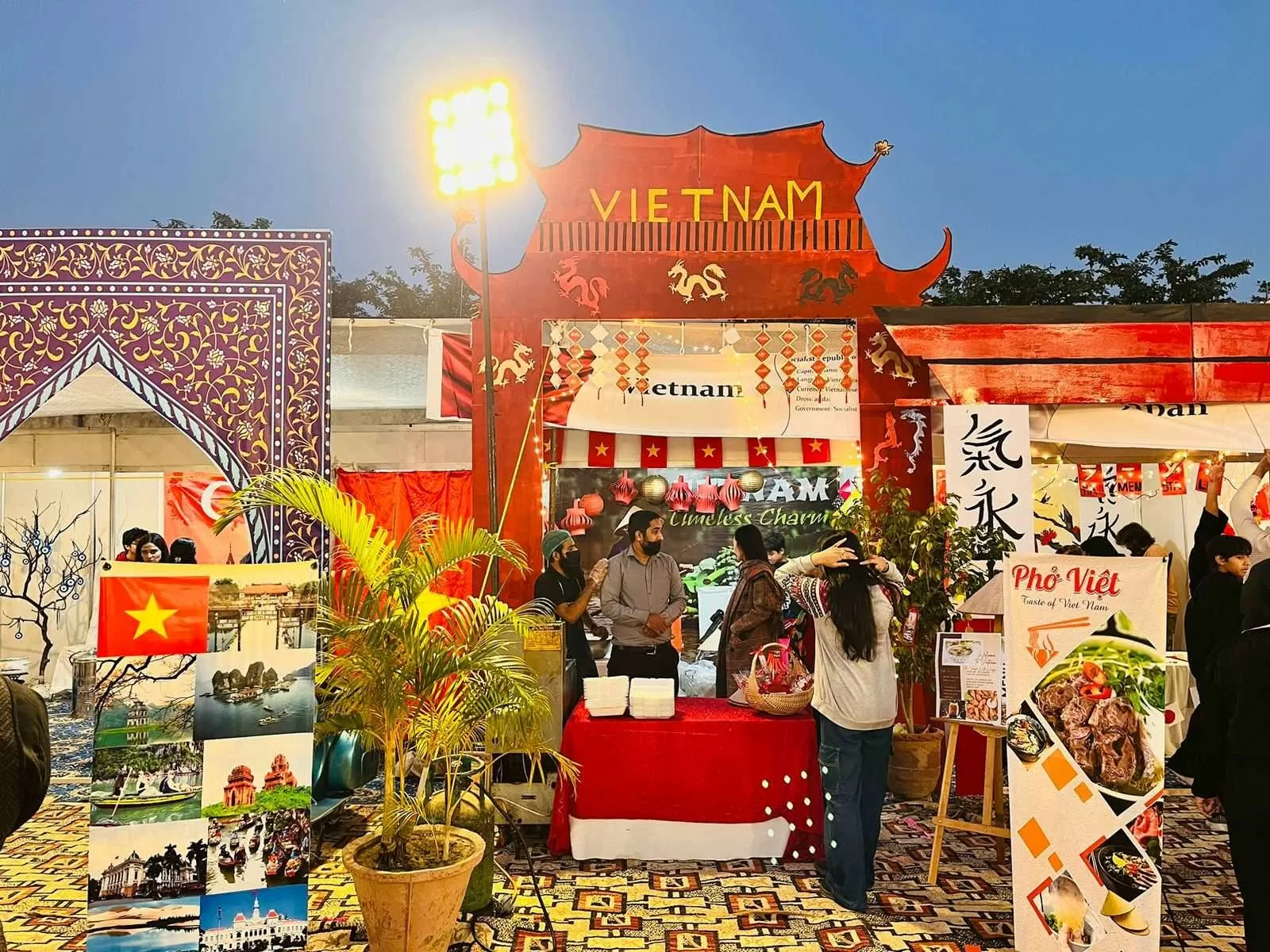 Ấn tượng Việt Nam tại Islamabad, Pakistan Ấn tượng Việt Nam tại Islamabad, Pakistan