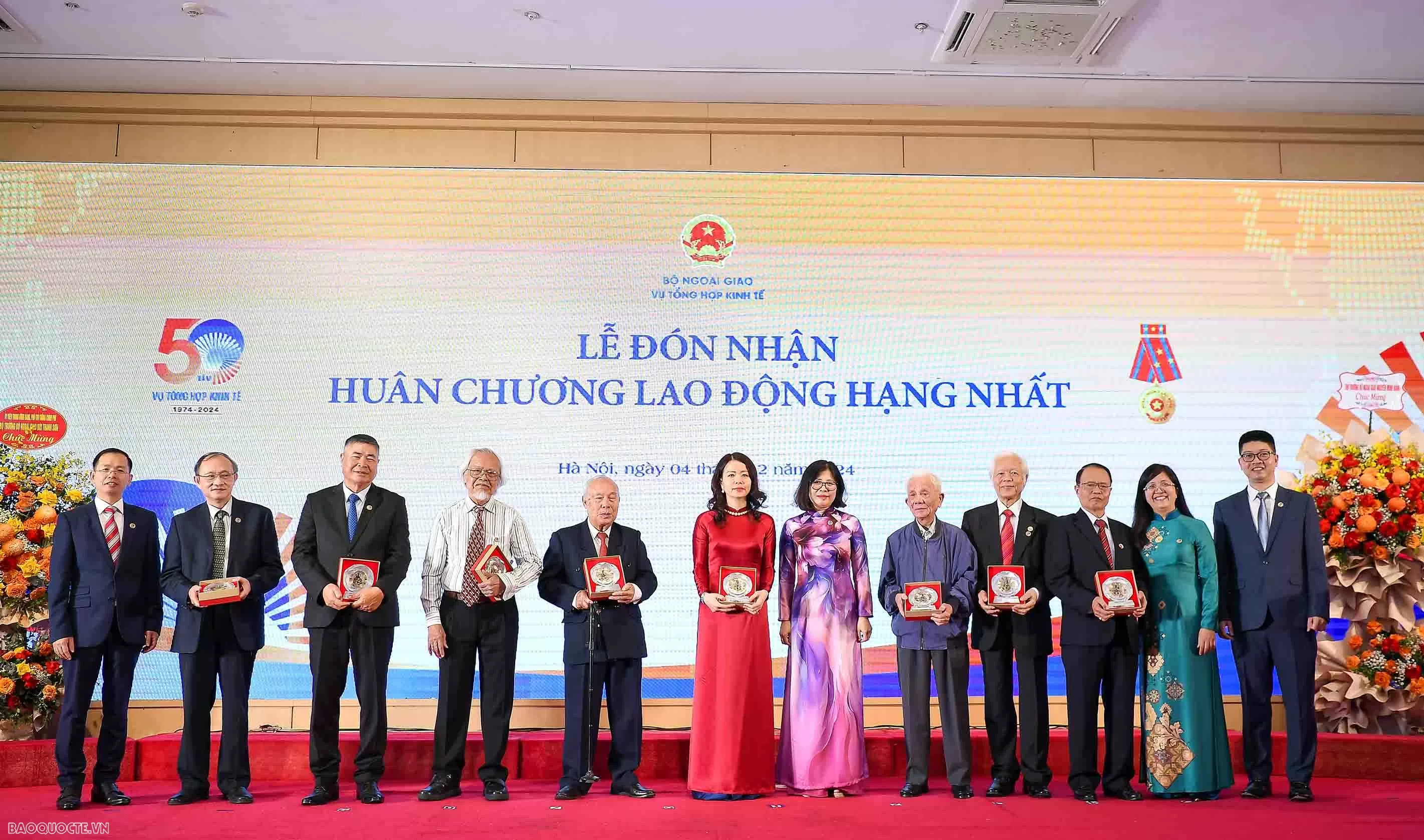 Ngoại giao kinh tế và câu chuyện 50 năm vươn mình cùng dân tộc Ngoại giao kinh tế và câu chuyện 50 năm vươn mình cùng dân tộc