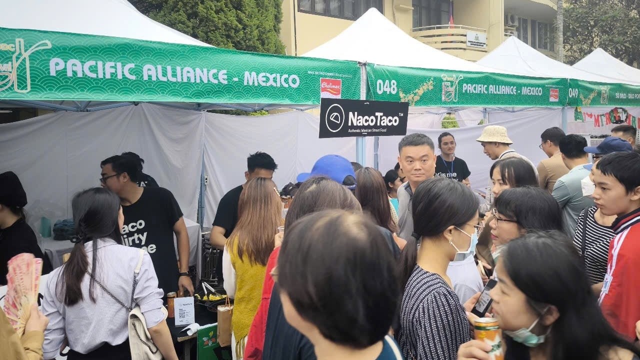Đại sứ Alejandro Negrin Muñoz: Làm sống dậy văn hoá truyền thống Mexico tại Liên hoan Ẩm thực quốc tế 2024