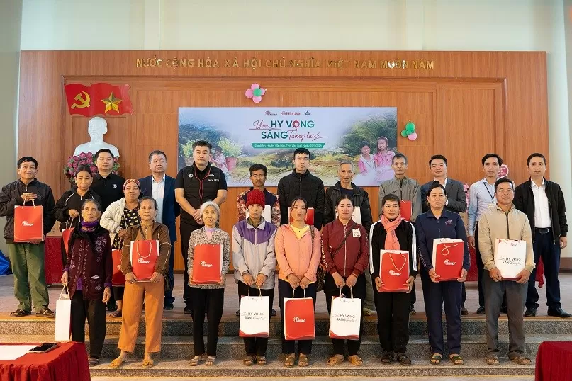 'Ươm hy vọng, sáng tương lai' đến với Lào Cai, Yên Bái 'Ươm hy vọng, sáng tương lai' đến với Lào Cai, Yên Bái