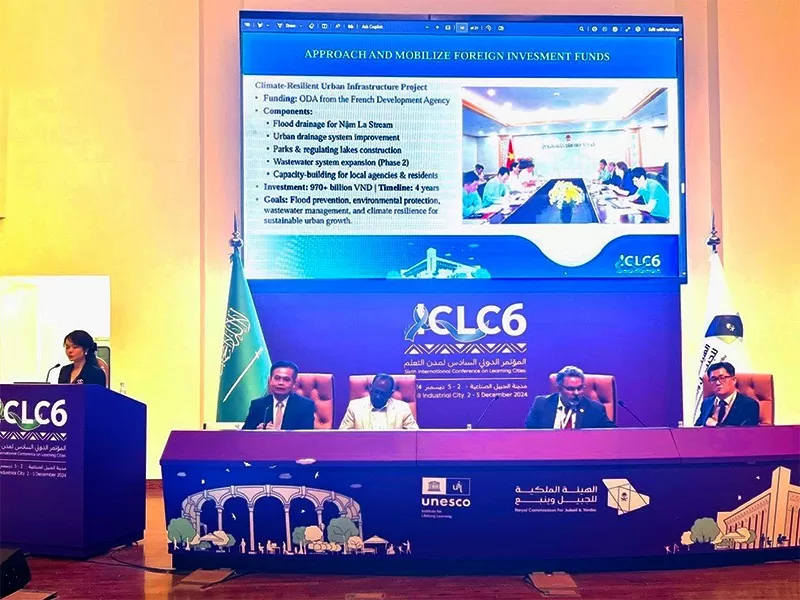 Đại diện thành phố Sơn La trình bày mở màn cho Phiên hảo luận song song tại Hội nghị Quốc tế lần thứ 6 về Thành phố Học tập toàn cầu của UNESCO. Đại diện thành phố Sơn La trình bày mở màn cho Phiên hảo luận song song tại Hội nghị Quốc tế lần thứ 6 về Thành phố Học tập toàn cầu của UNESCO.