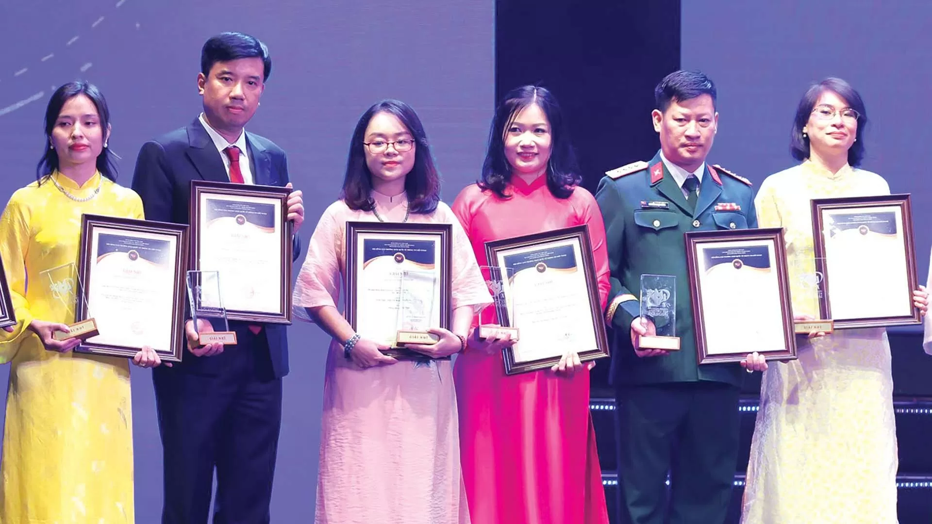 Sứ mệnh định vị Việt Nam trong kỷ nguyên vươn mình Sứ mệnh định vị Việt Nam trong kỷ nguyên vươn mình