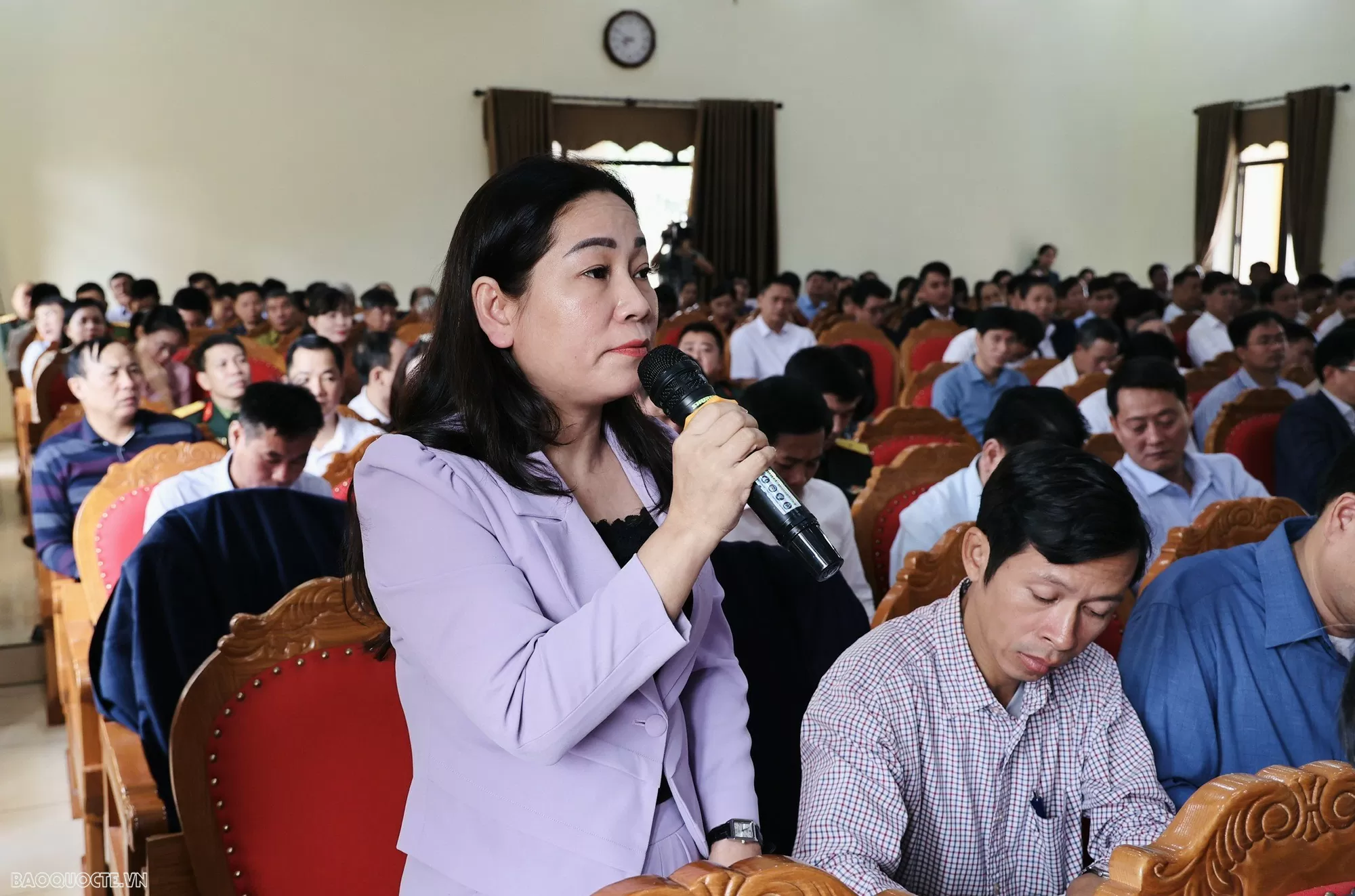 Phó Thủ tướng, Bộ trưởng Ngoại giao Bùi Thanh Sơn dự Hội nghị tiếp xúc cử tri sau Kỳ họp thứ 8, Quốc hội khóa XV. (Nguồn: VGP News) Phó Thủ tướng, Bộ trưởng Ngoại giao Bùi Thanh Sơn dự Hội nghị tiếp xúc cử tri sau Kỳ họp thứ 8, Quốc hội khóa XV. (Nguồn: VGP News)