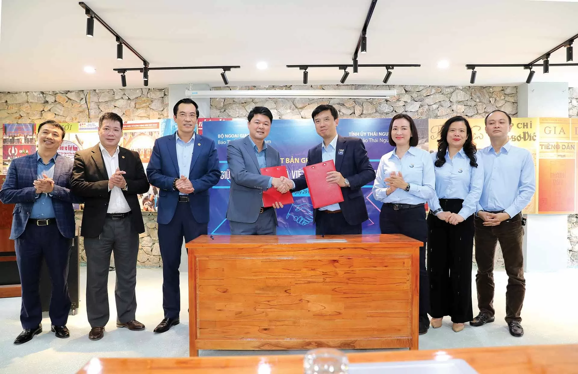 Chuyến về nguồn ‘bội thu’ Chuyến về nguồn ‘bội thu’