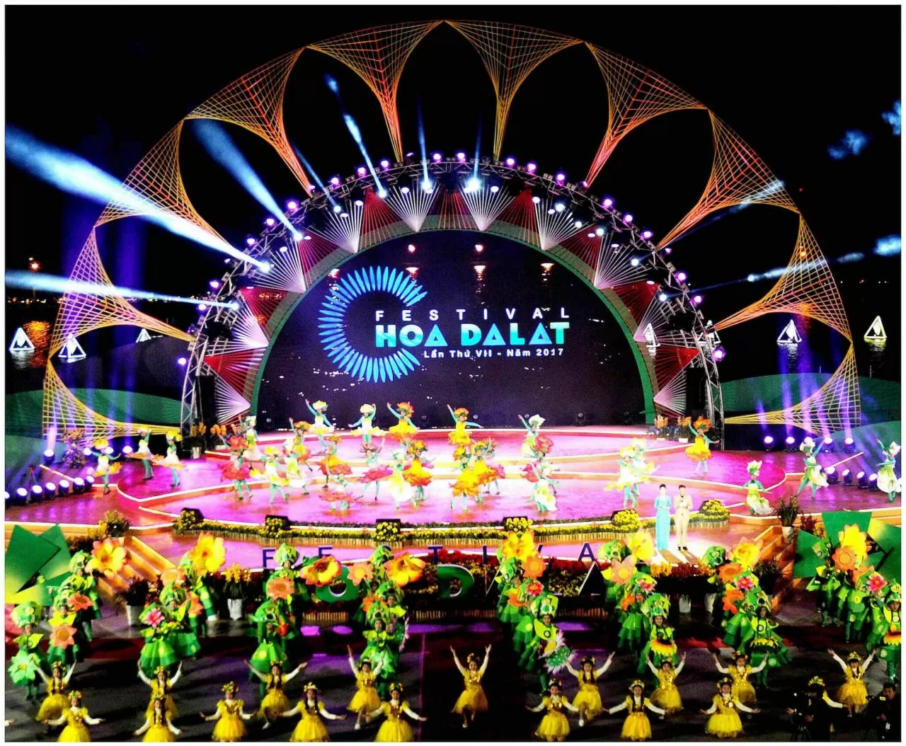 Festival Hoa Đà Lạt: Ngày hội sôi động của thành phố muôn hoa Festival Hoa Đà Lạt: Ngày hội sôi động của thành phố ngàn hoa