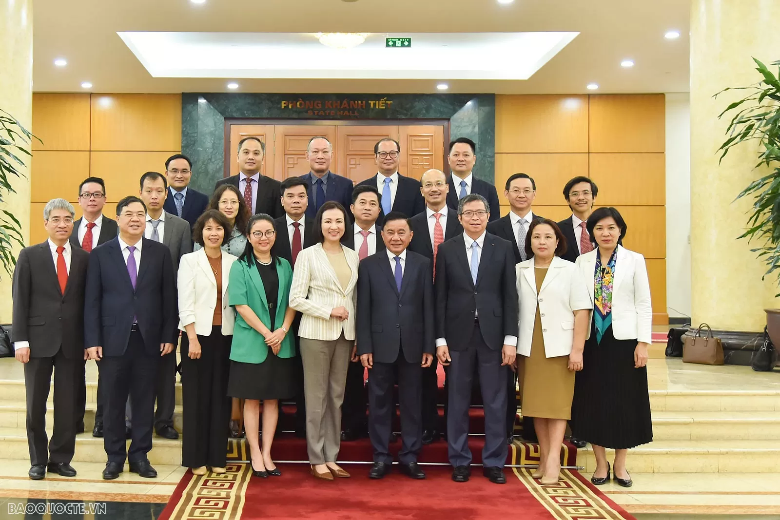 Ngoại giao phải đi đầu trong kiến tạo hòa bình, bảo vệ Tổ quốc và thu hút nguồn lực cho phát triển đất nước Ngoại giao phải đi đầu trong kiến tạo hòa bình, bảo vệ Tổ quốc và thu hút nguồn lực cho phát triển đất nước