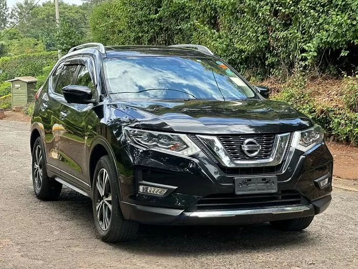 Những mẫu xe đa dụng cũ giá hơn 500 triệu đồng đáng để mua Những mẫu xe đa dụng cũ giá hơn 500 triệu đồng đáng để mua