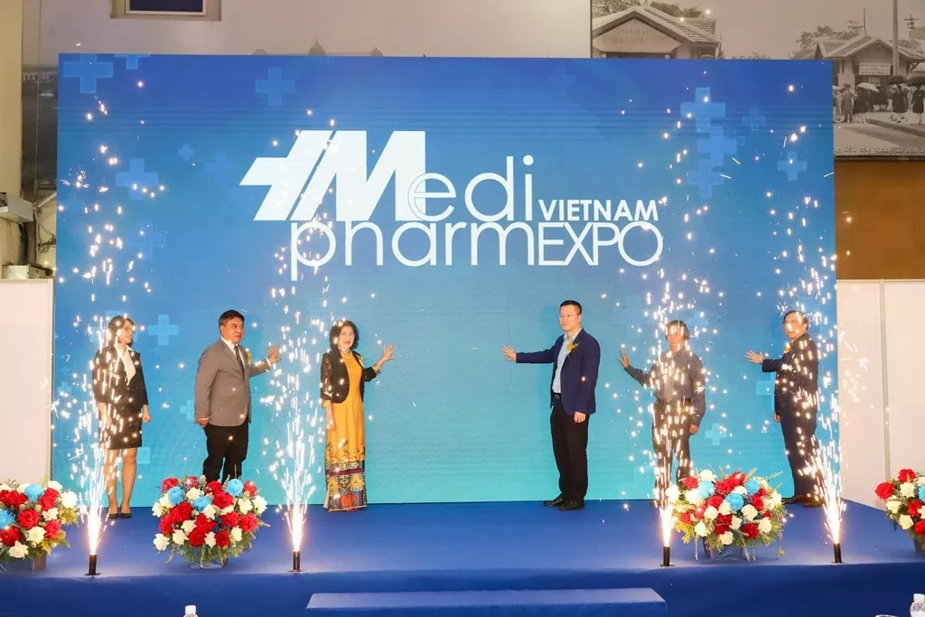 Vietnam Medipharm Expo 2024 quy tụ 100 gian hàng đến từ 8 quốc gia, vùng lãnh thổ Vietnam Medipharm Expo 2024 quy tụ 100 gian hàng đến từ 8 quốc gia, vùng lãnh thổ