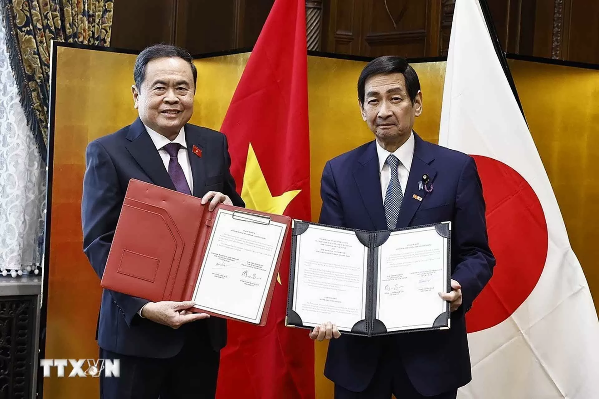 Chủ tịch Quốc hội Trần Thanh Mẫn hội đàm với Chủ tịch Thượng viện Nhật Bản Chủ tịch Quốc hội Trần Thanh Mẫn hội đàm với Chủ tịch Thượng viện Nhật Bản