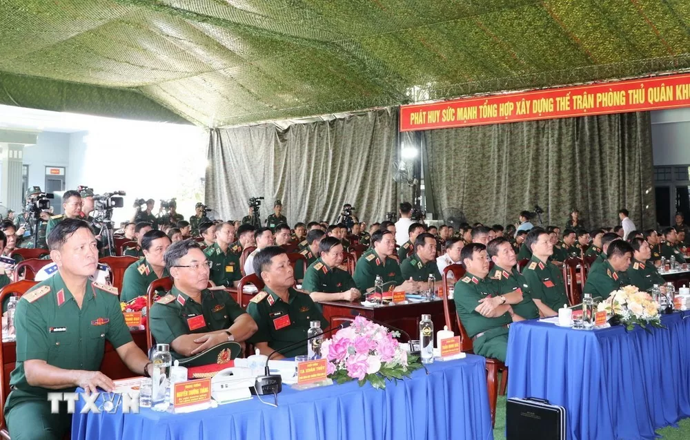 Thủ tướng chỉ đạo khắc phục hậu quả vụ tai nạn trong diễn tập tại Quân khu 7