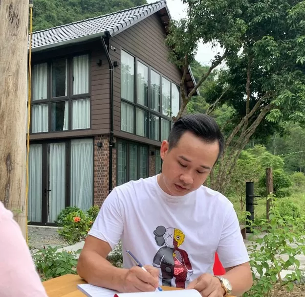 Anh Thiện Trần chia sẻ quan điểm về câu chuyện khởi nghiệp tại thung lũng Liên Minh. Anh Thiện Trần chia sẻ quan điểm về câu chuyện khởi nghiệp tại thung lũng Liên Minh.