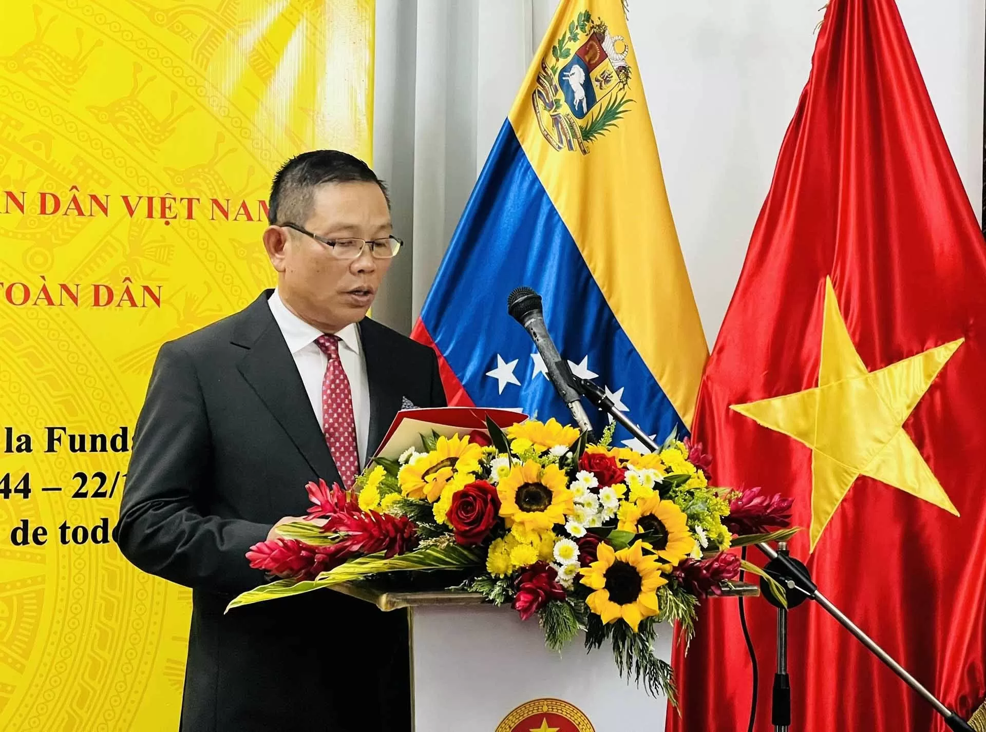 Kỷ niệm 80 năm ngày thành lập Quân đội Nhân dân Việt Nam tại Venezuela Kỷ niệm 80 năm ngày thành lập Quân đội Nhân dân Việt Nam tại Venezuela