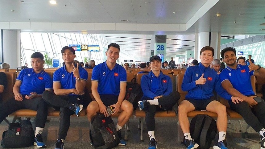 nguyen xuan son rang ro cung tuyen viet nam khoi hanh du asean cup 2024